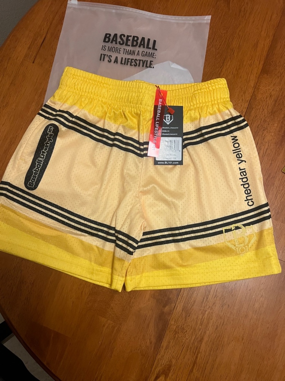 Baseball Lifestyle 101 yellow crayon shorts